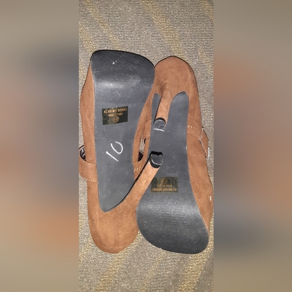 Mark&Maddux size 10 6inch bedazzle platform heels new not  worn Imperfections - Picture 2 of 11